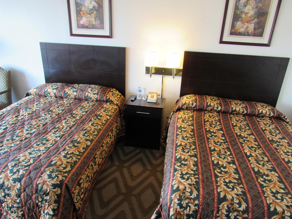 Tourway Inn Birmingham Extérieur photo